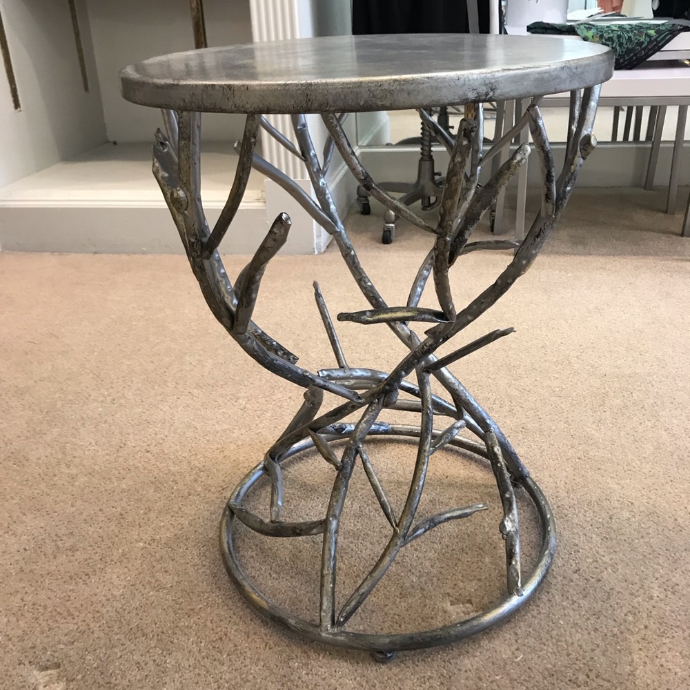 Silver table - Picture 3 of 3